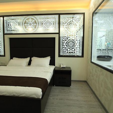 Safir Business Hotel O دوشانبي المظهر الخارجي الصورة